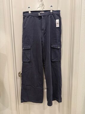 PacSun Women’s Wide Leg Cargo Pants in Dark Navy NWT